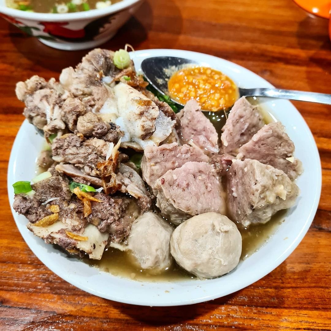 10 Bakso di Bandung Paling Kenyal dan Bikin Ketagihan