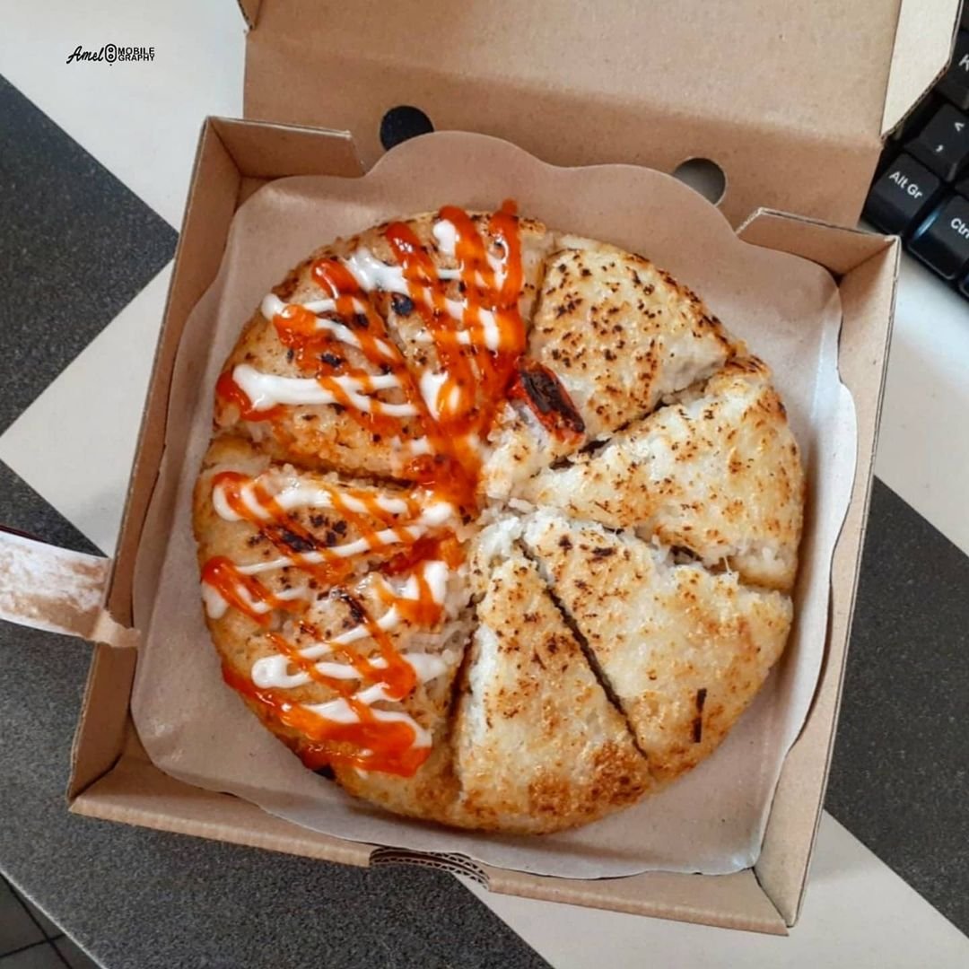 Yuk, Cobain Bangkerok. Pizza Sunda dengan Kearifan Lokal