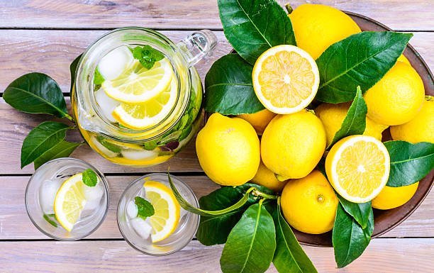 Bikin Infused Water Lemon Yuk! Manfaatnya Banyak lho