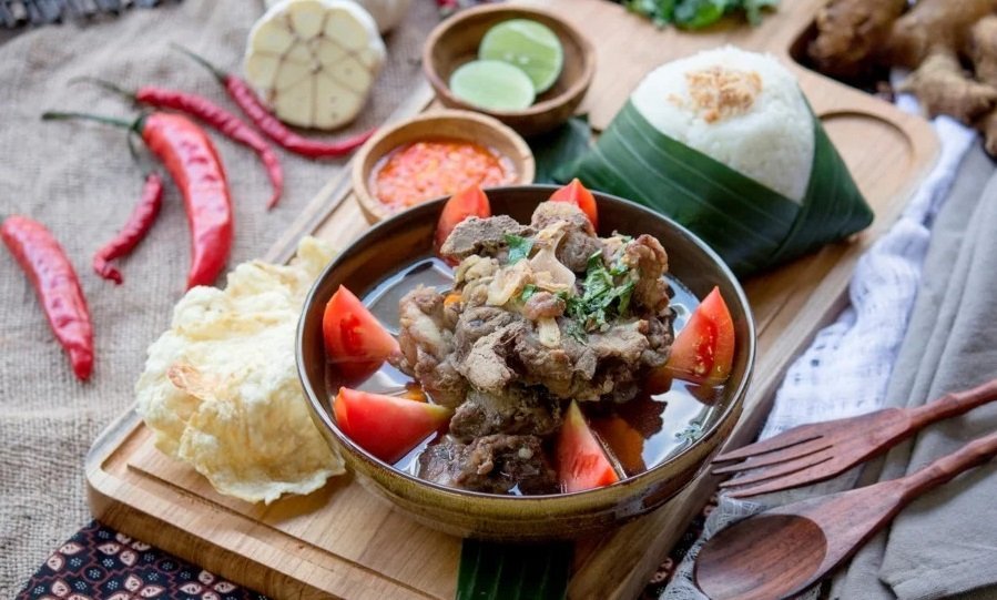 Cerita Sop Buntut Si Kuliner Internasional