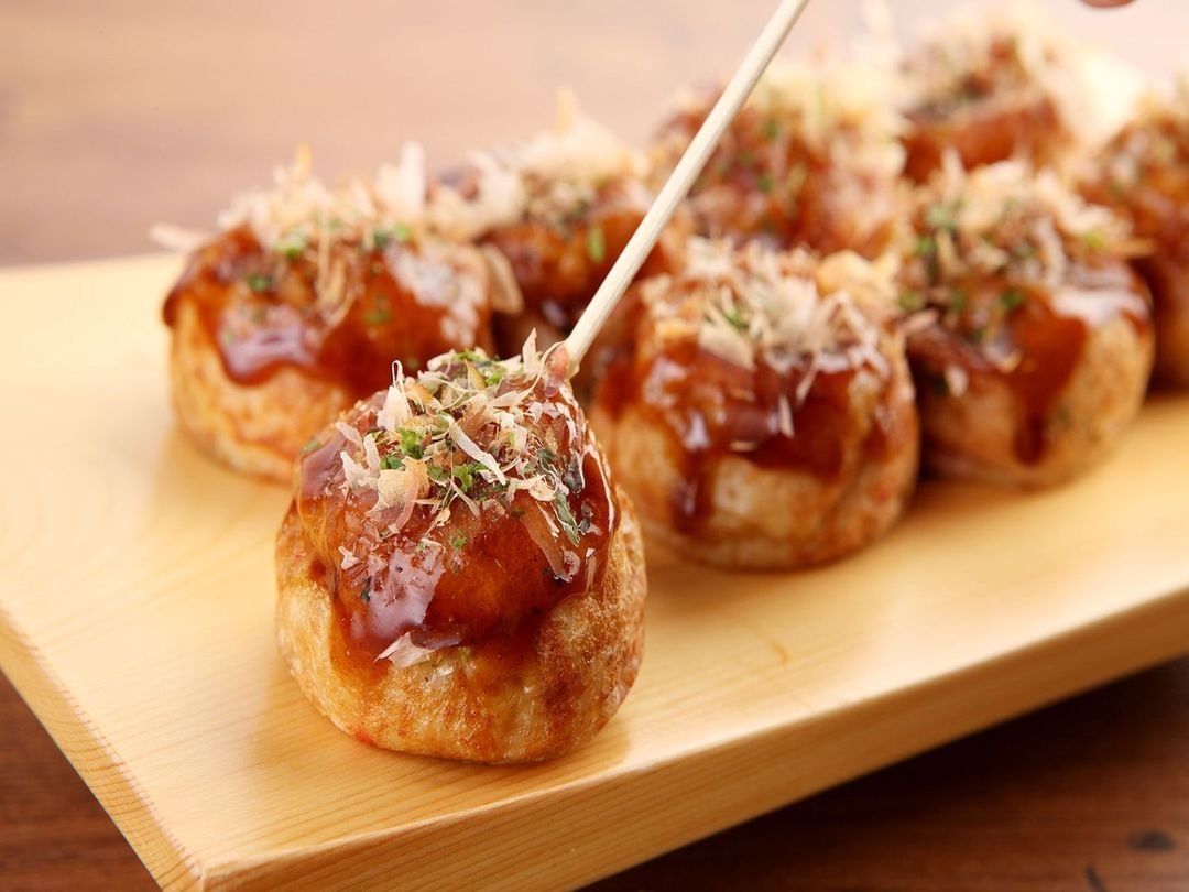 10 Tempat Jajan Takoyaki di Bandung yang Paling Hits